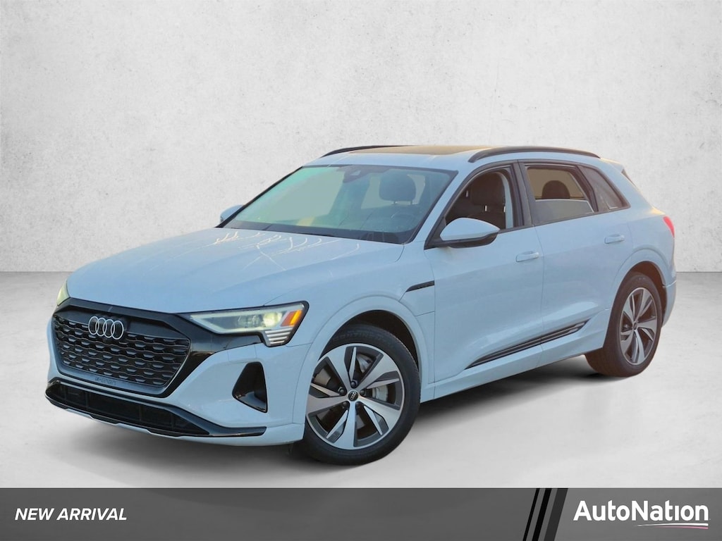 Certified 2024 Audi Q8 e-tron Premium Sport Utility