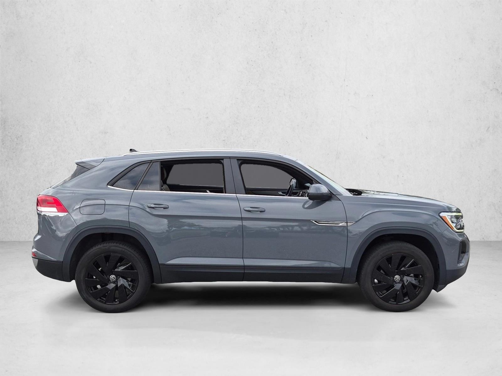 Used 2024 Volkswagen Atlas Cross Sport 2.0T SE w/Technology Sport Utility