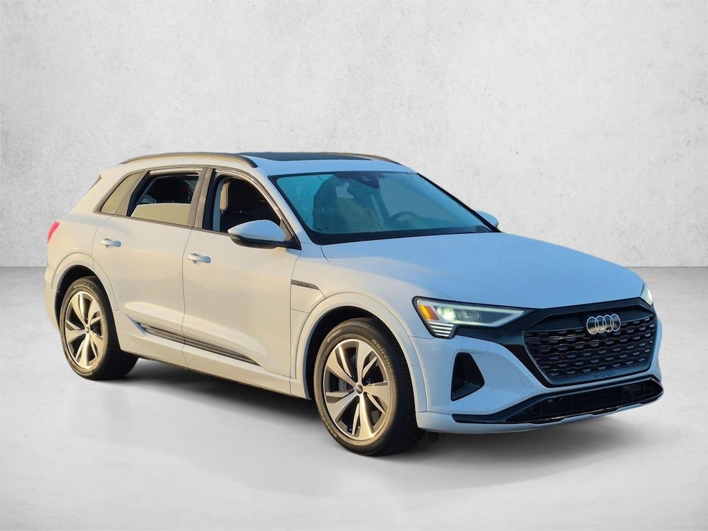Certified 2024 Audi Q8 e-tron Premium Sport Utility