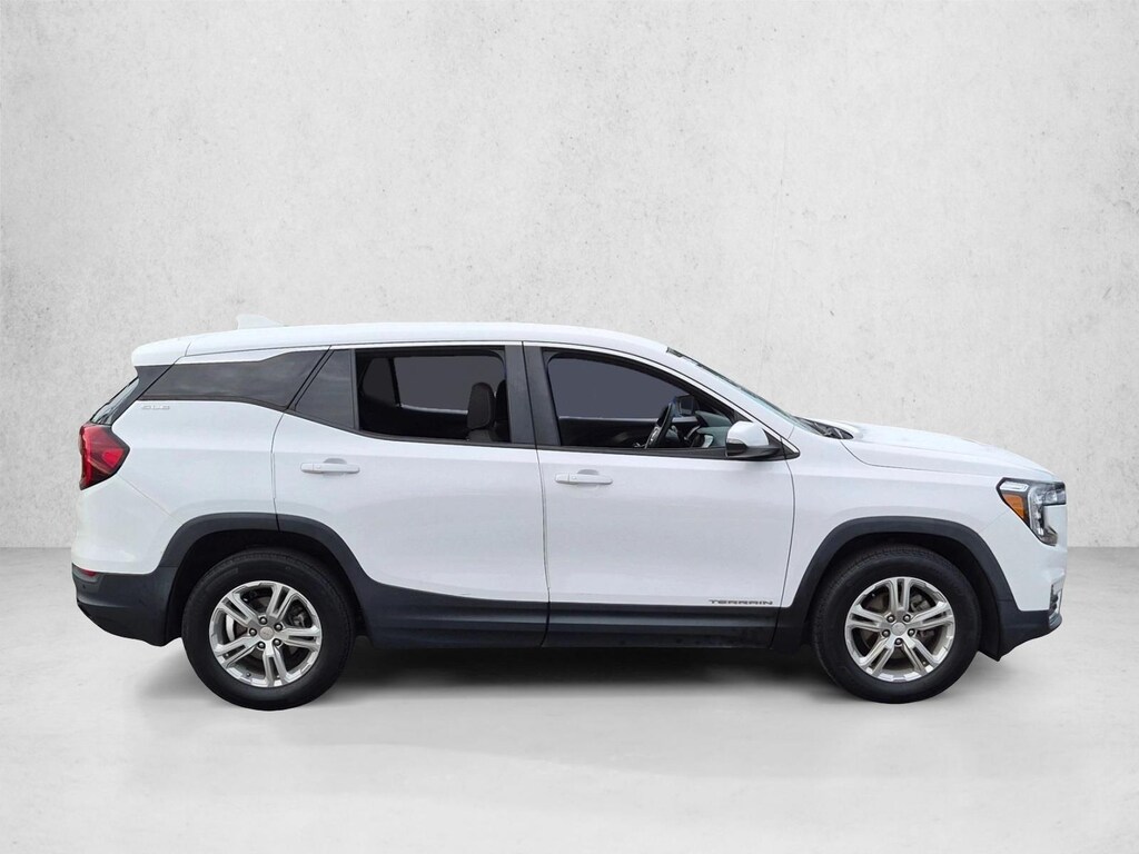 Used 2022 GMC Terrain SLE Sport Utility