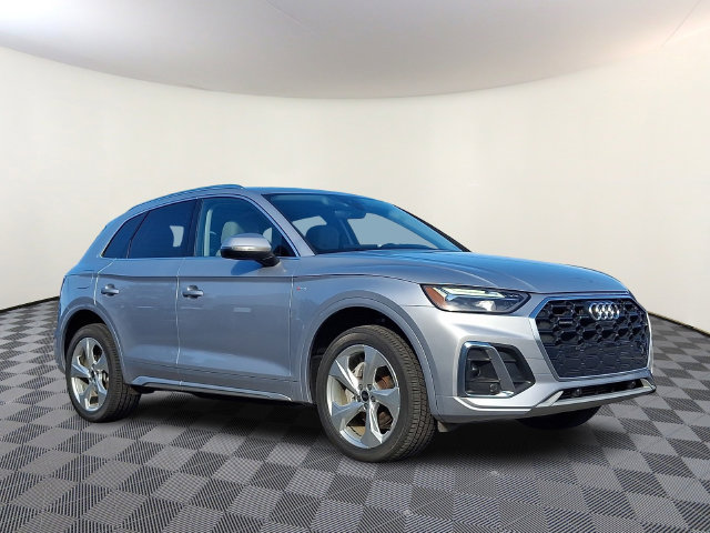 2022 Audi Q5 Premium Plus