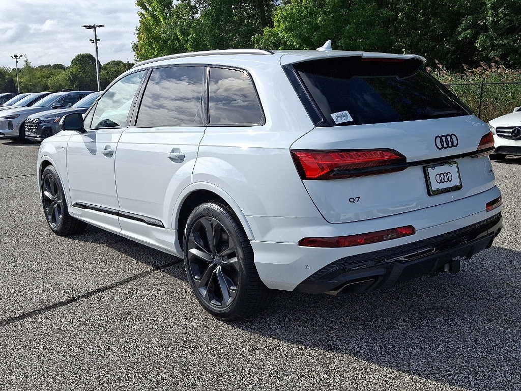 New 2026 Audi Q7 Premium Plus SUV