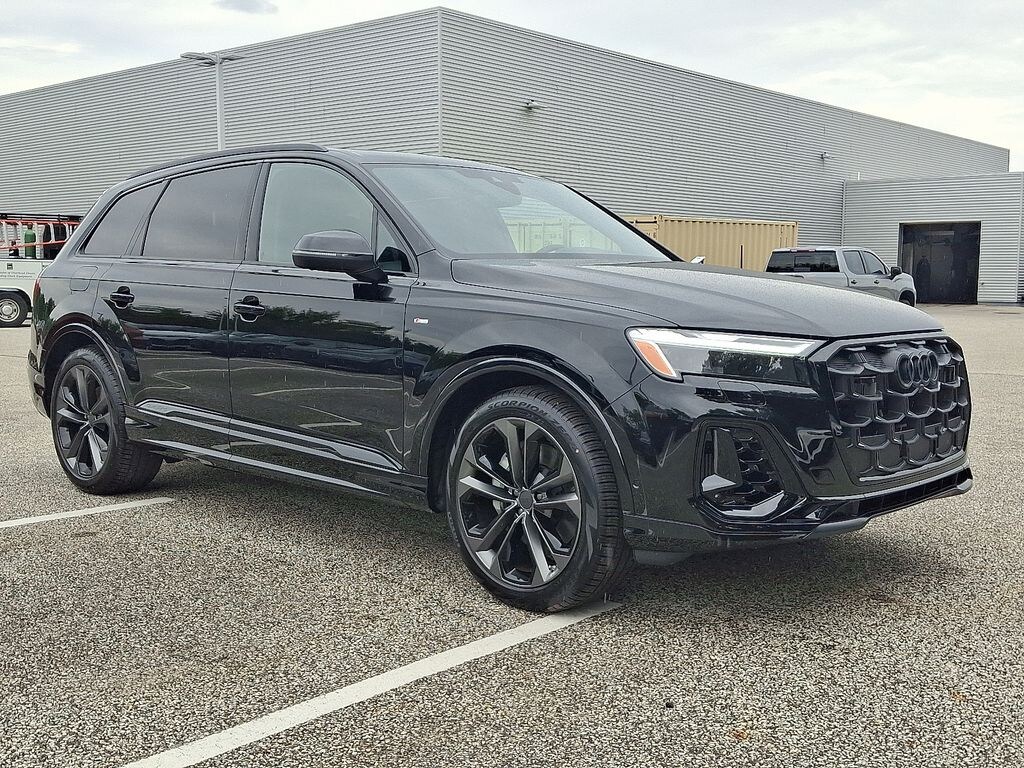 New 2026 Audi Q7 Premium Plus SUV