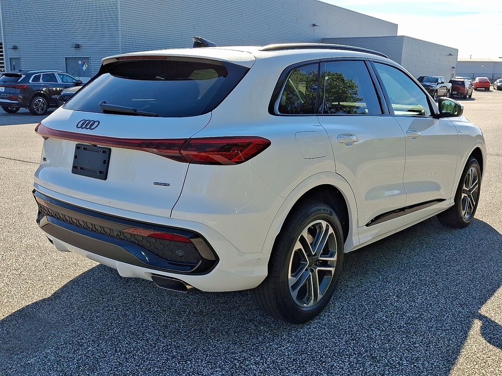 New 2026 Audi Q5 Premium SUV