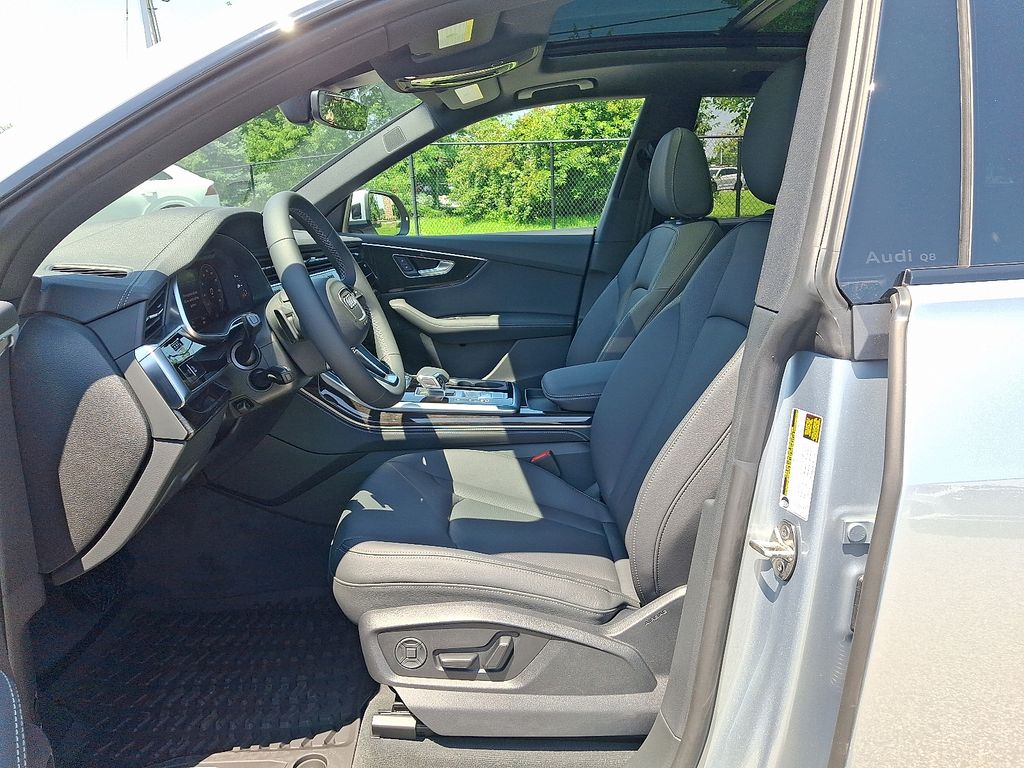 2026 Audi Q8 Premium Plus - Photo 6
