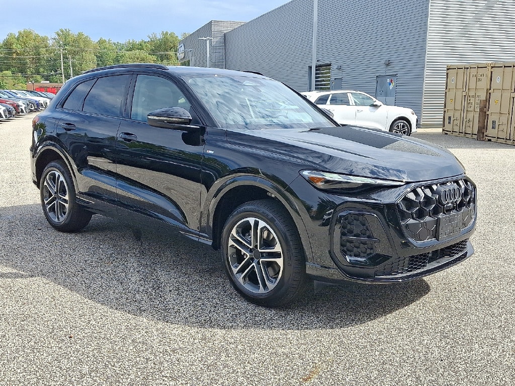 New 2026 Audi Q5 Premium SUV