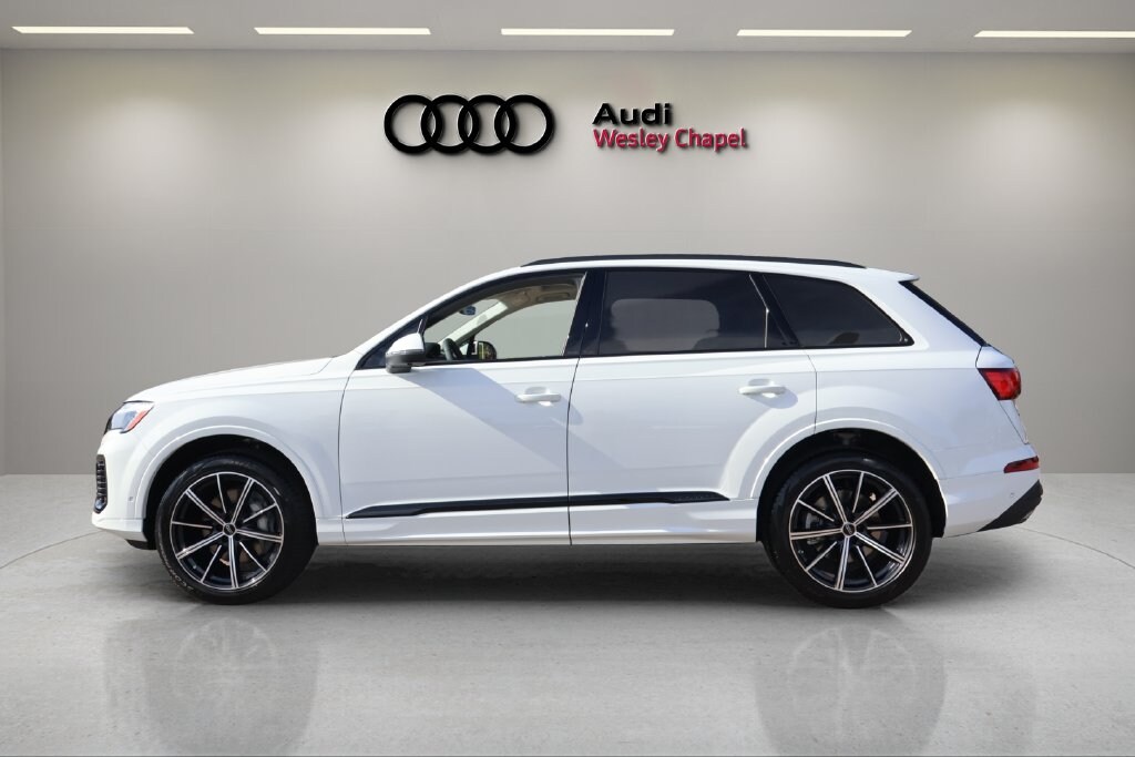 New 2026 Audi Q7 45 Premium Plus SUV