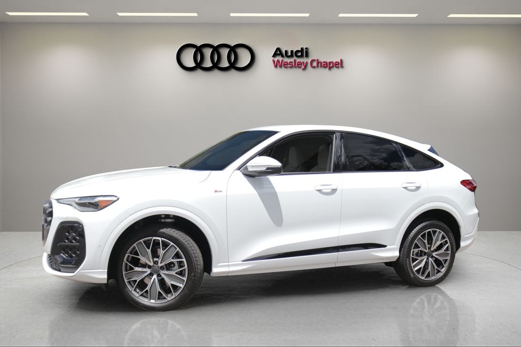 New 2026 Audi Q5 2.0T Premium Plus SUV