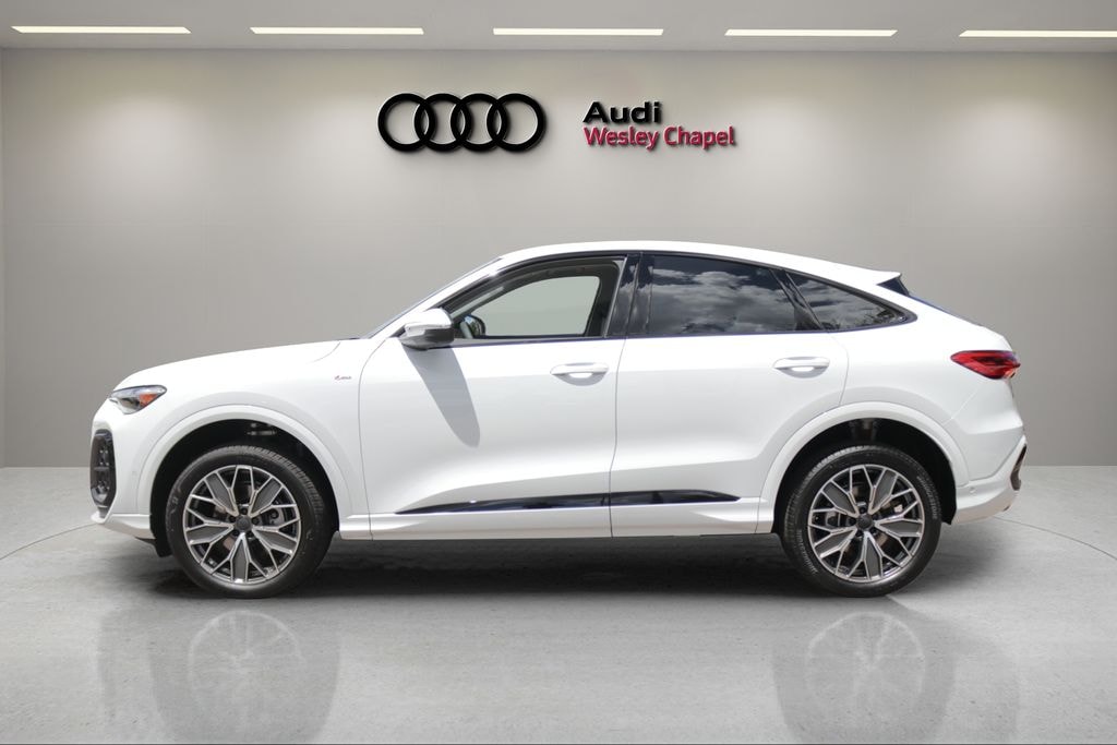 New 2026 Audi Q5 2.0T Premium Plus SUV