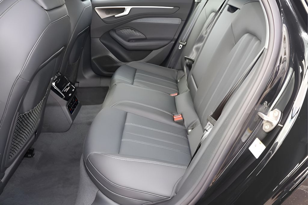 2026 Audi A6 Premium Plus - Photo 13