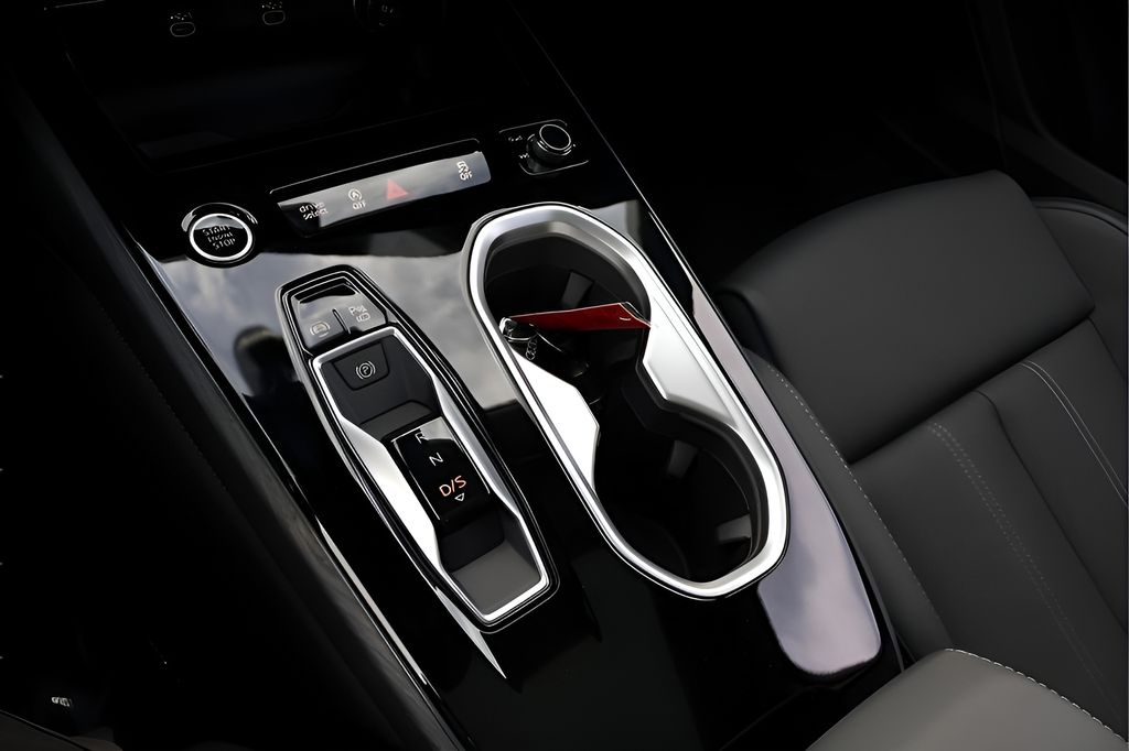 2026 Audi A6 Premium Plus - Photo 24