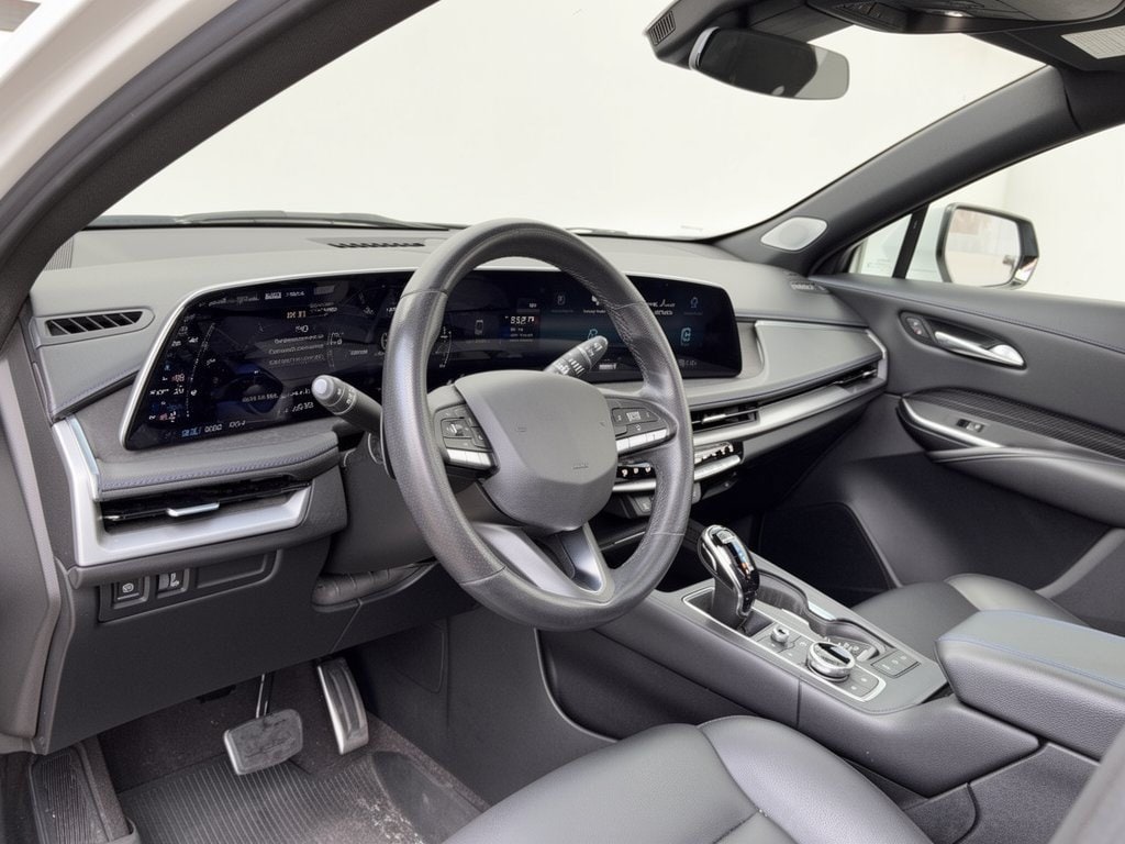 Used 2024 Cadillac XT4 FWD Sport SUV
