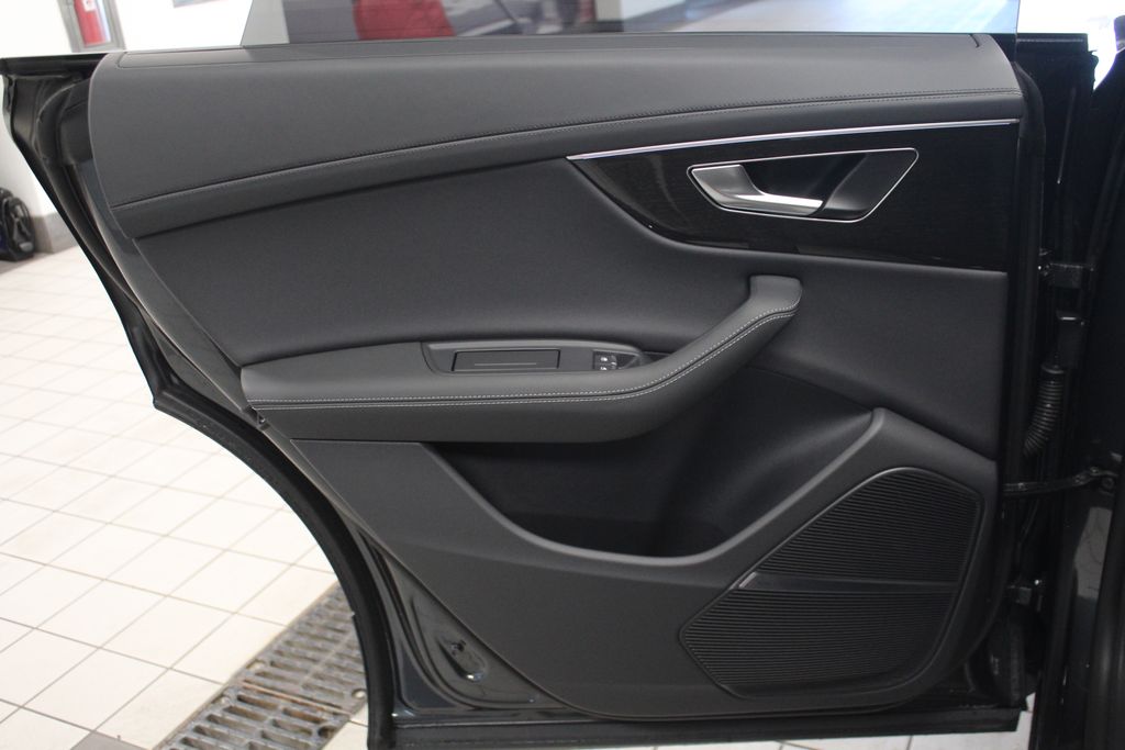 2026 Audi Q8 Prestige - Photo 35