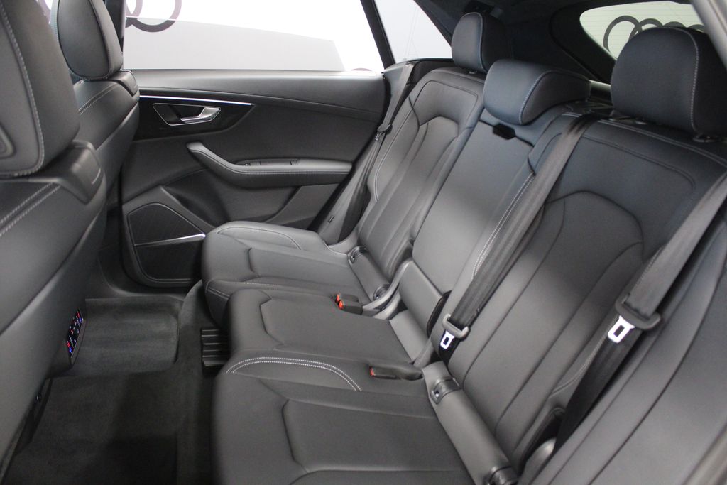 2026 Audi Q8 Prestige - Photo 34