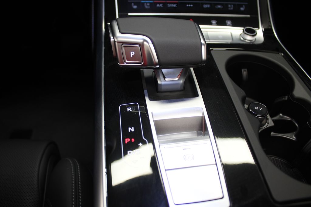 2026 Audi Q8 Prestige - Photo 13