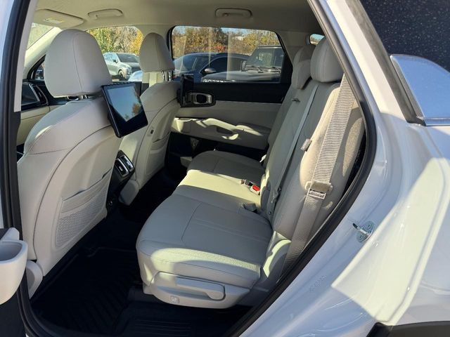 2026 Kia Sorento S - Photo 7