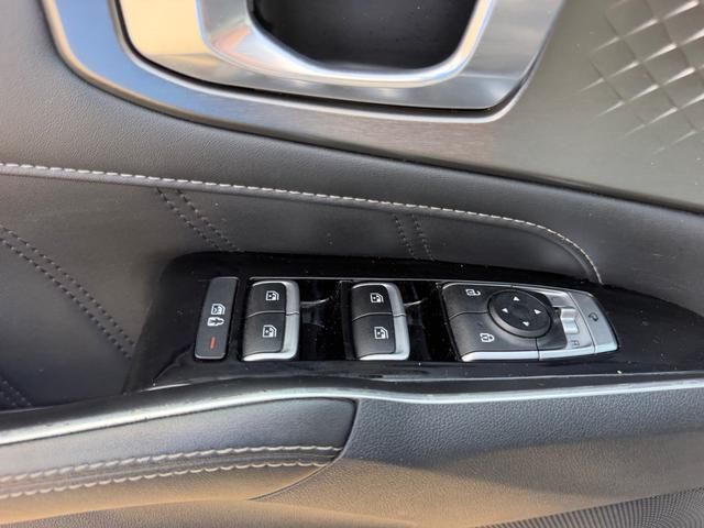 2023 Kia Sorento SX - Photo 19
