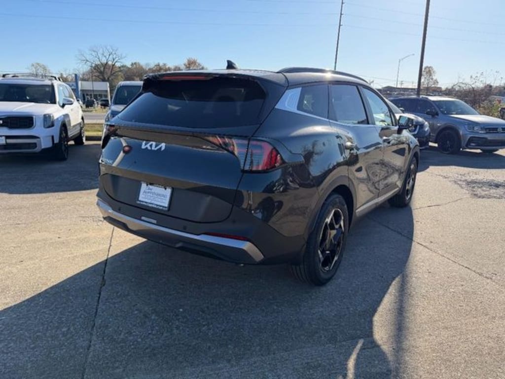 New 2026 Kia Sportage EX SUV