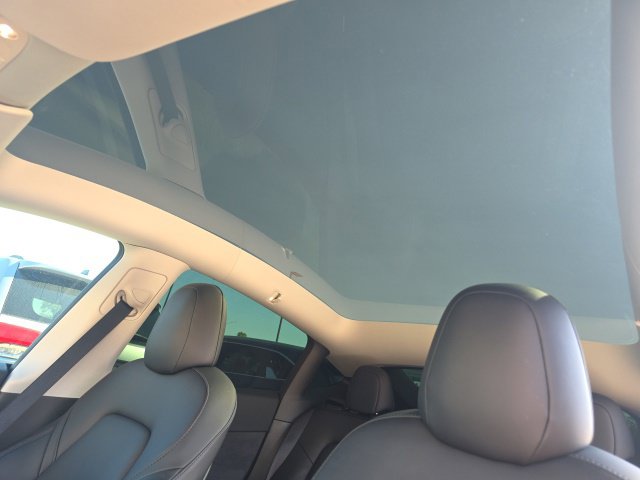2021 Tesla Model Y Long Range - Photo 7