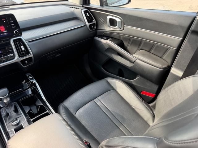 2023 Kia Sorento SX - Photo 18