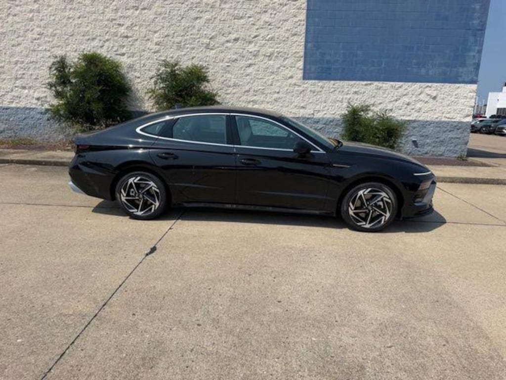New 2026 Hyundai Sonata SEL Sport Sedan