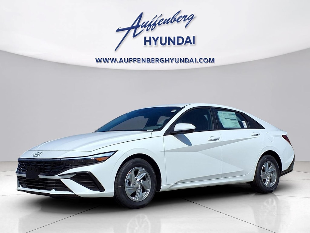 New 2026 Hyundai Elantra SE Sedan