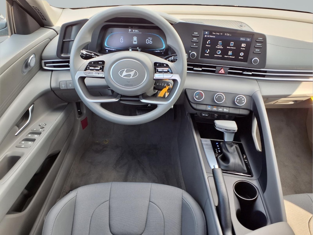New 2026 Hyundai Elantra SE Sedan