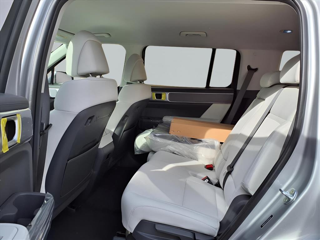 2026 Hyundai Santa Fe SE - Photo 17