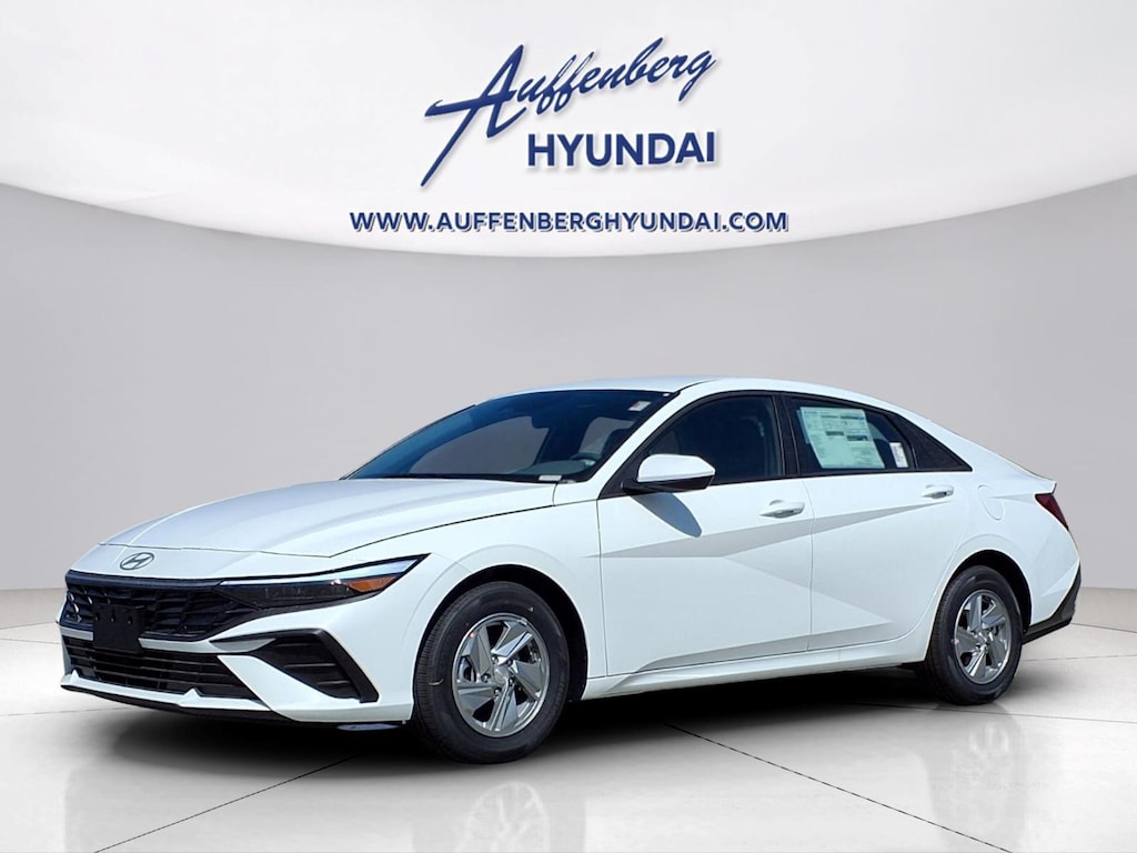 New 2026 Hyundai Elantra SE Sedan