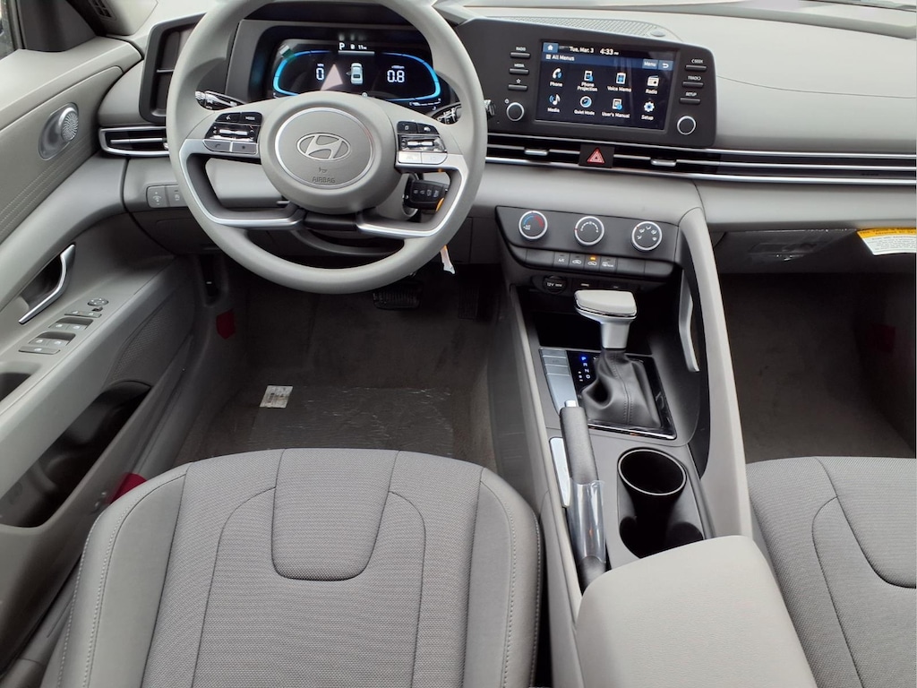 New 2026 Hyundai Elantra SE Sedan