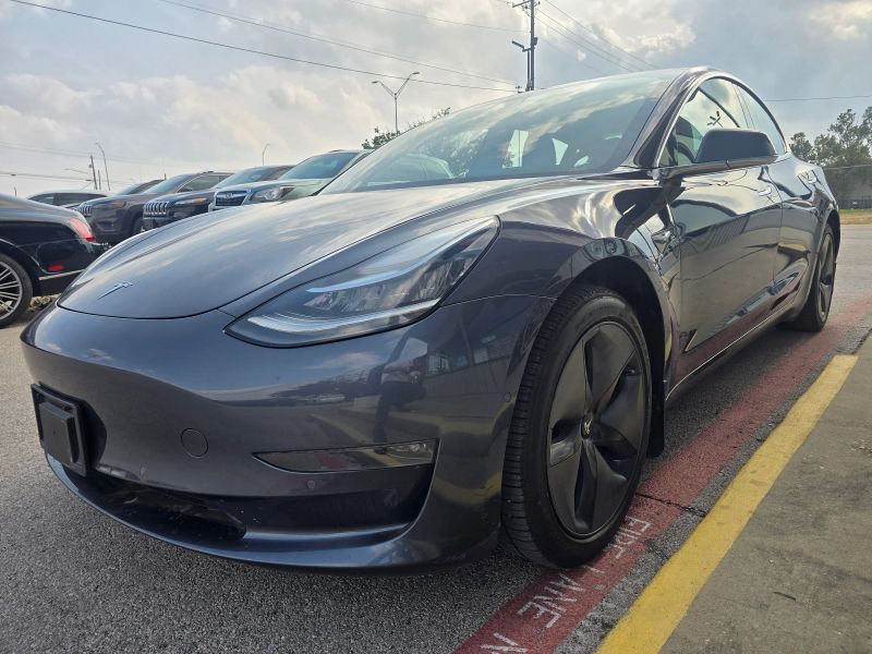 2018 Tesla Model 3 Long Range - Photo 9