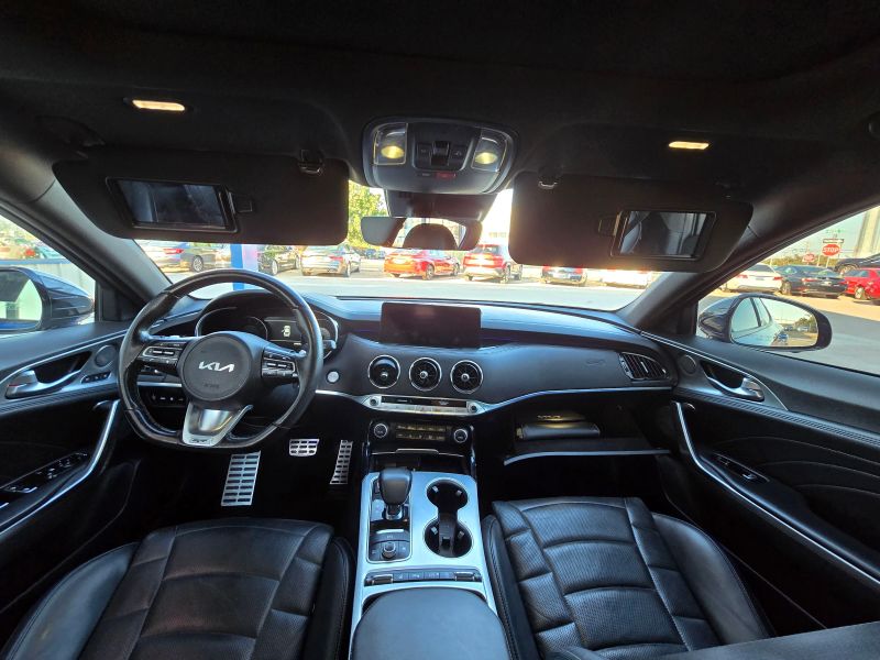 2023 Kia Stinger GT2 - Photo 37