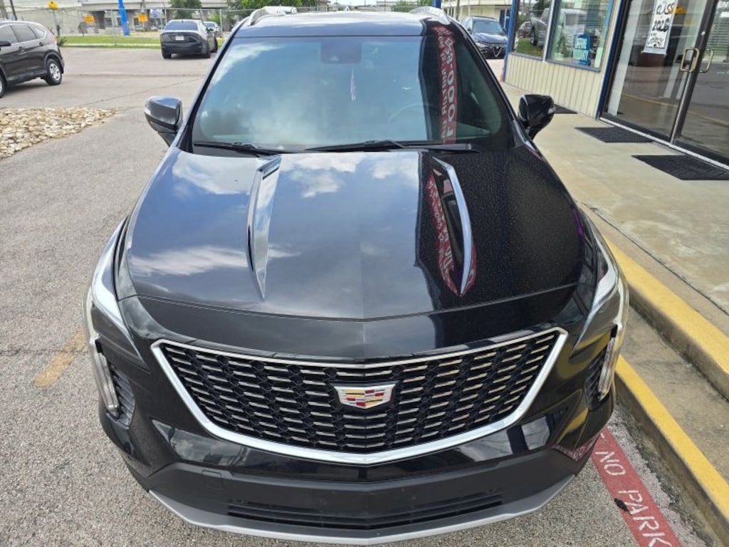 Used 2022 CADILLAC XT4 Premium Luxury SUV
