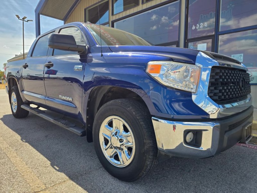 Used 2015 Toyota Tundra Truck CrewMax