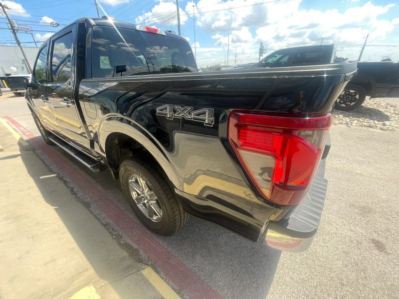 2024 Ford F-150 XLT - Photo 8