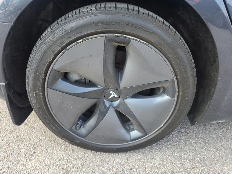 2018 Tesla Model 3 Long Range - Photo 11