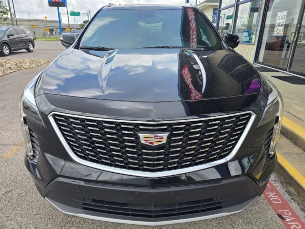 Used 2022 CADILLAC XT4 Premium Luxury SUV