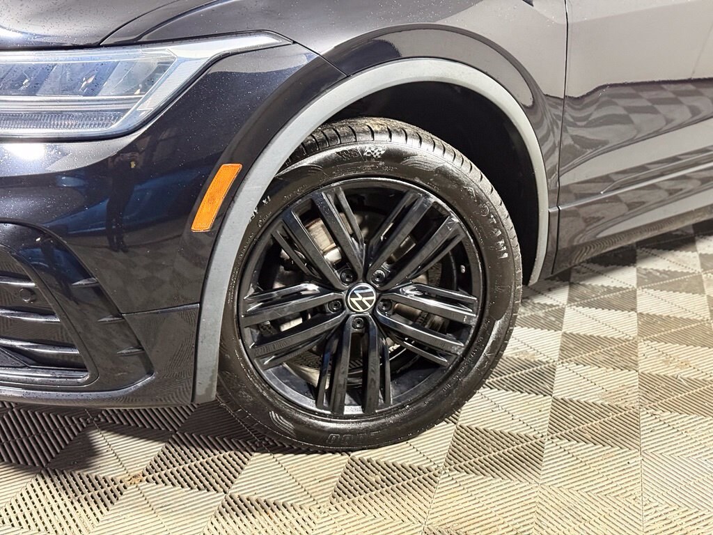 Used 2022 Volkswagen Tiguan 2.0T SE R-Line Black SUV