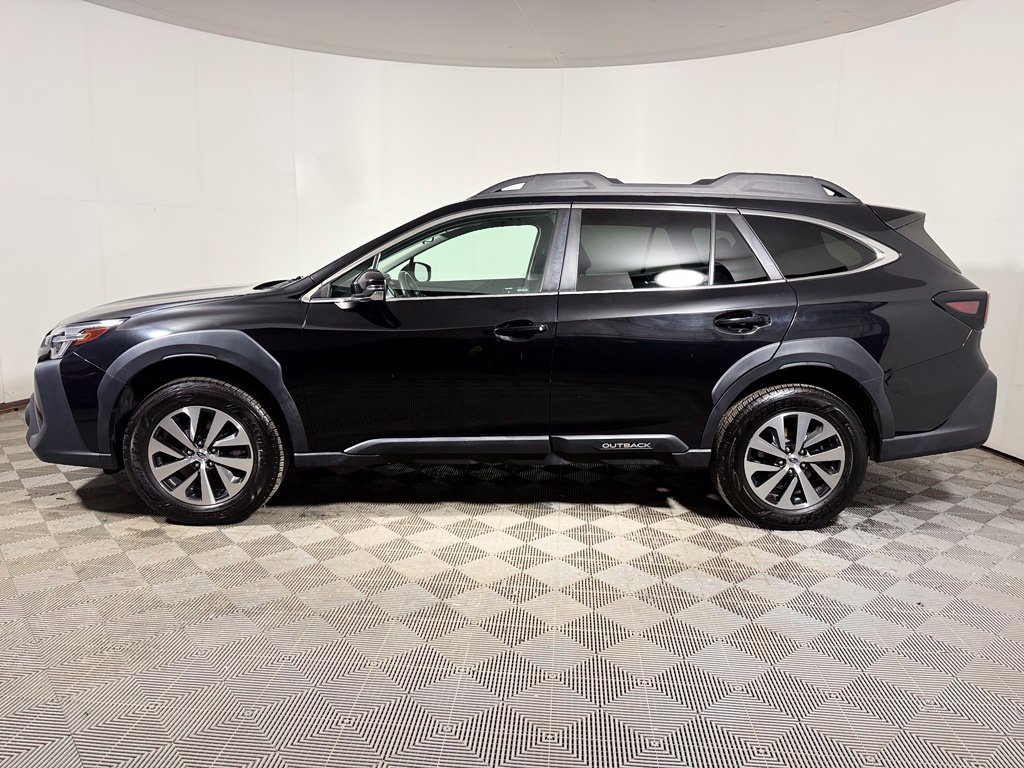 Used 2023 Subaru Outback Premium SUV