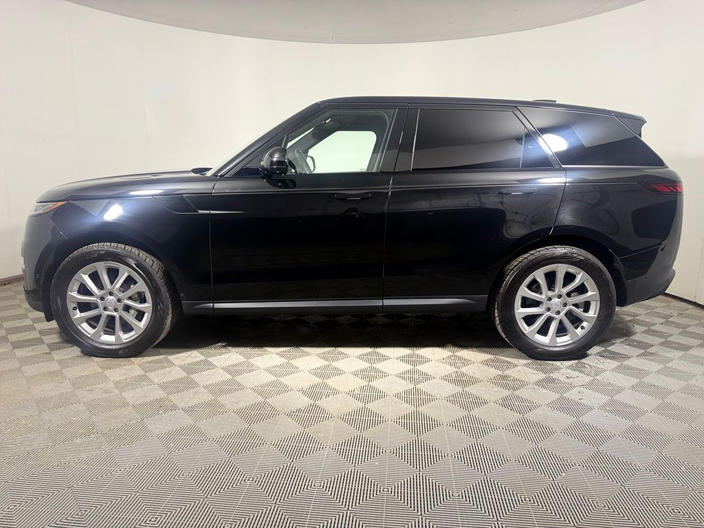 Used 2025 Land Rover Range Rover Sport SE SUV