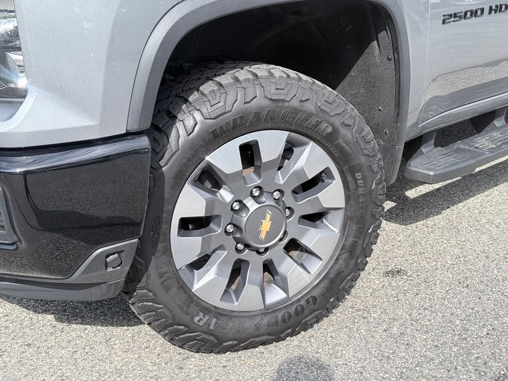 Used 2024 Chevrolet Silverado 2500HD Custom Truck