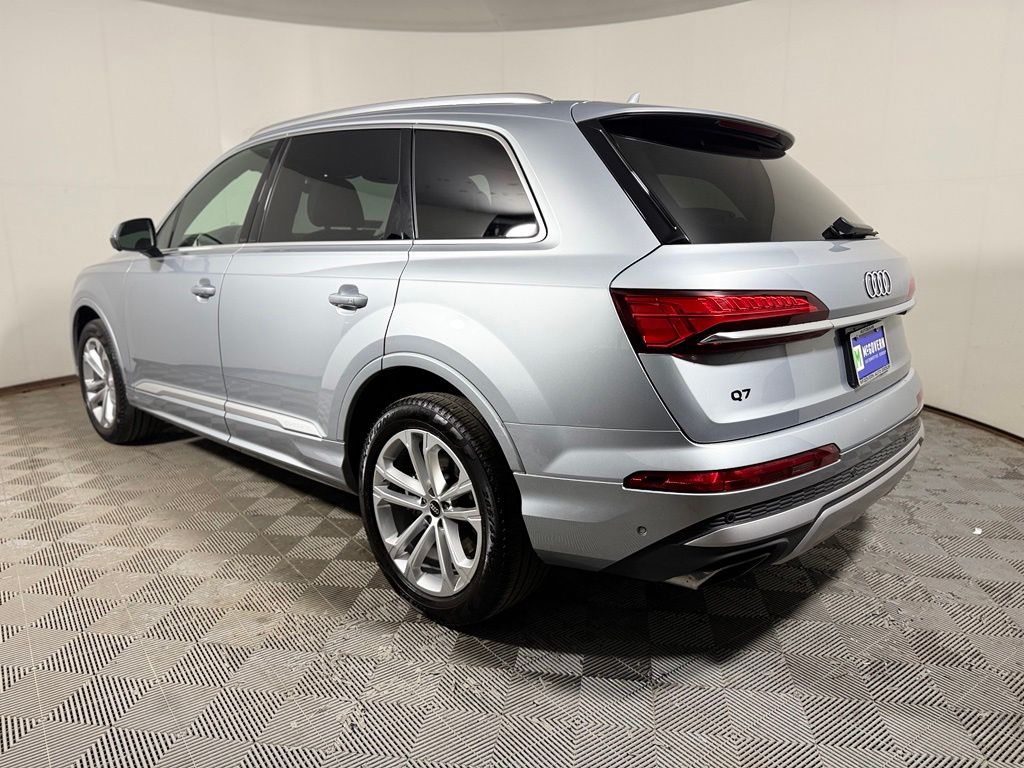 Used 2025 Audi Q7 55 Premium Plus SUV