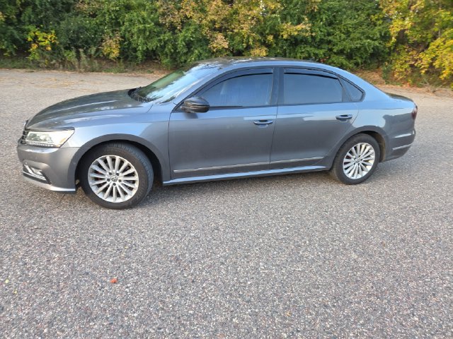 Used 2017 Volkswagen Passat 1.8T SEL Premium Sedan