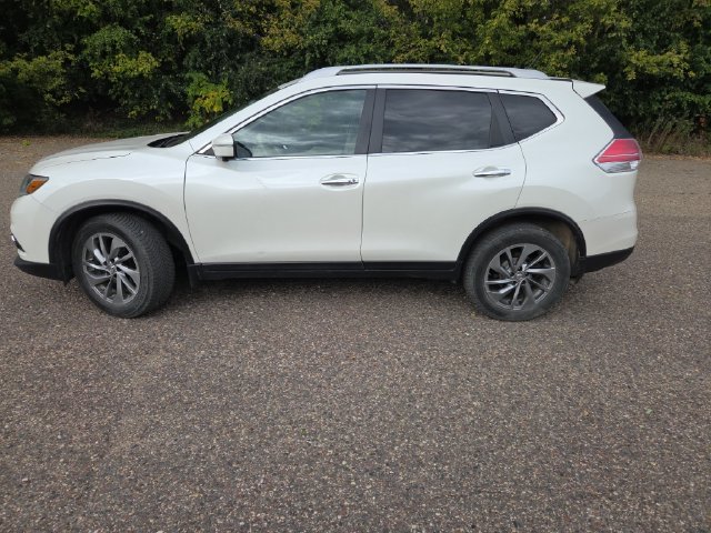 Used 2015 Nissan Rogue SL SUV