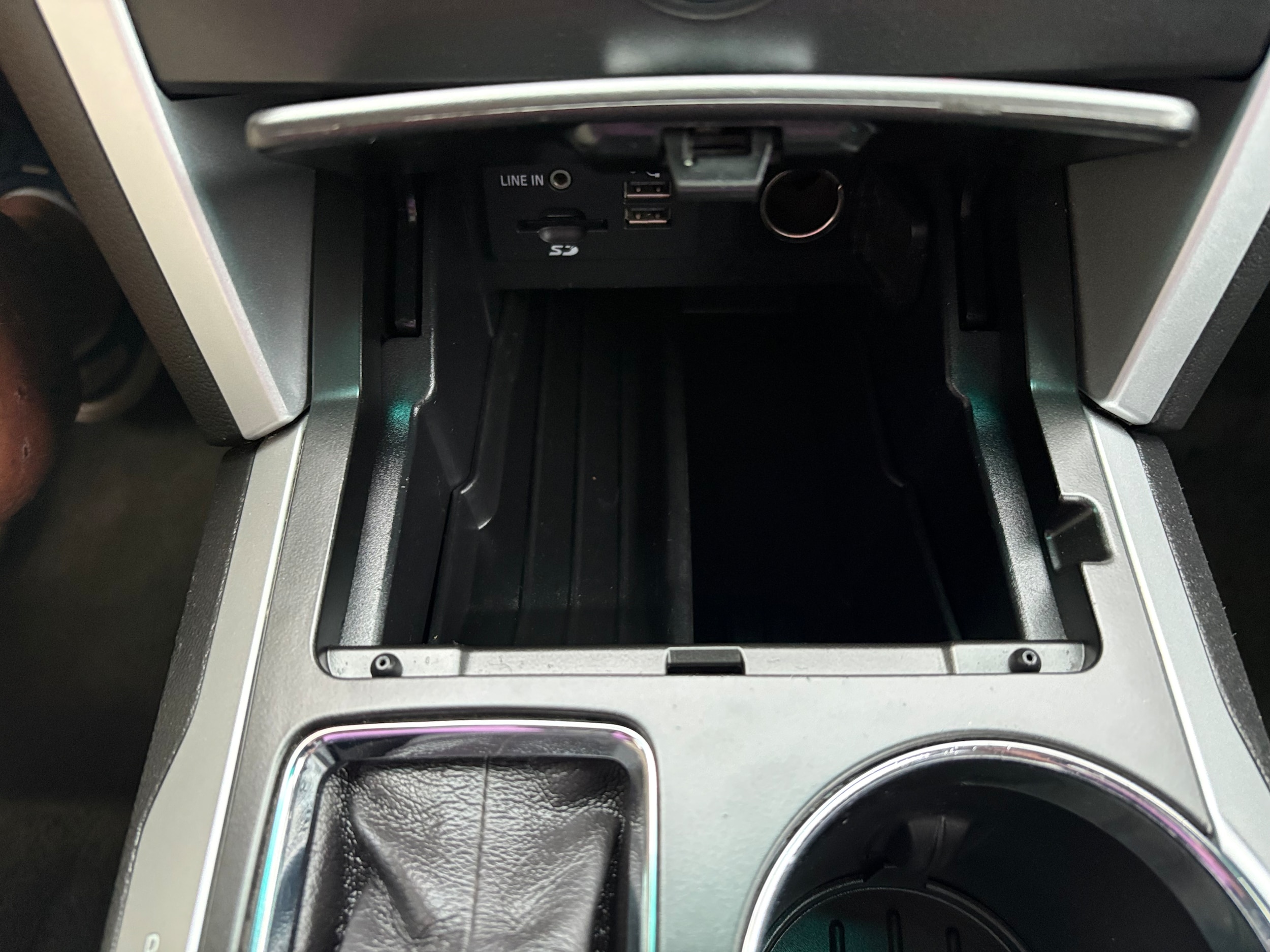2014 Ford Explorer XLT - Photo 48