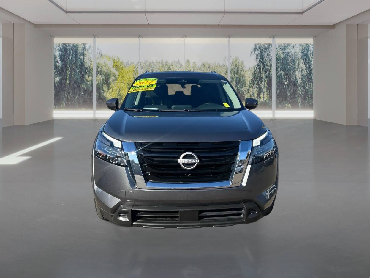 Used 2024 Nissan Pathfinder SV 4dr SUV SUV