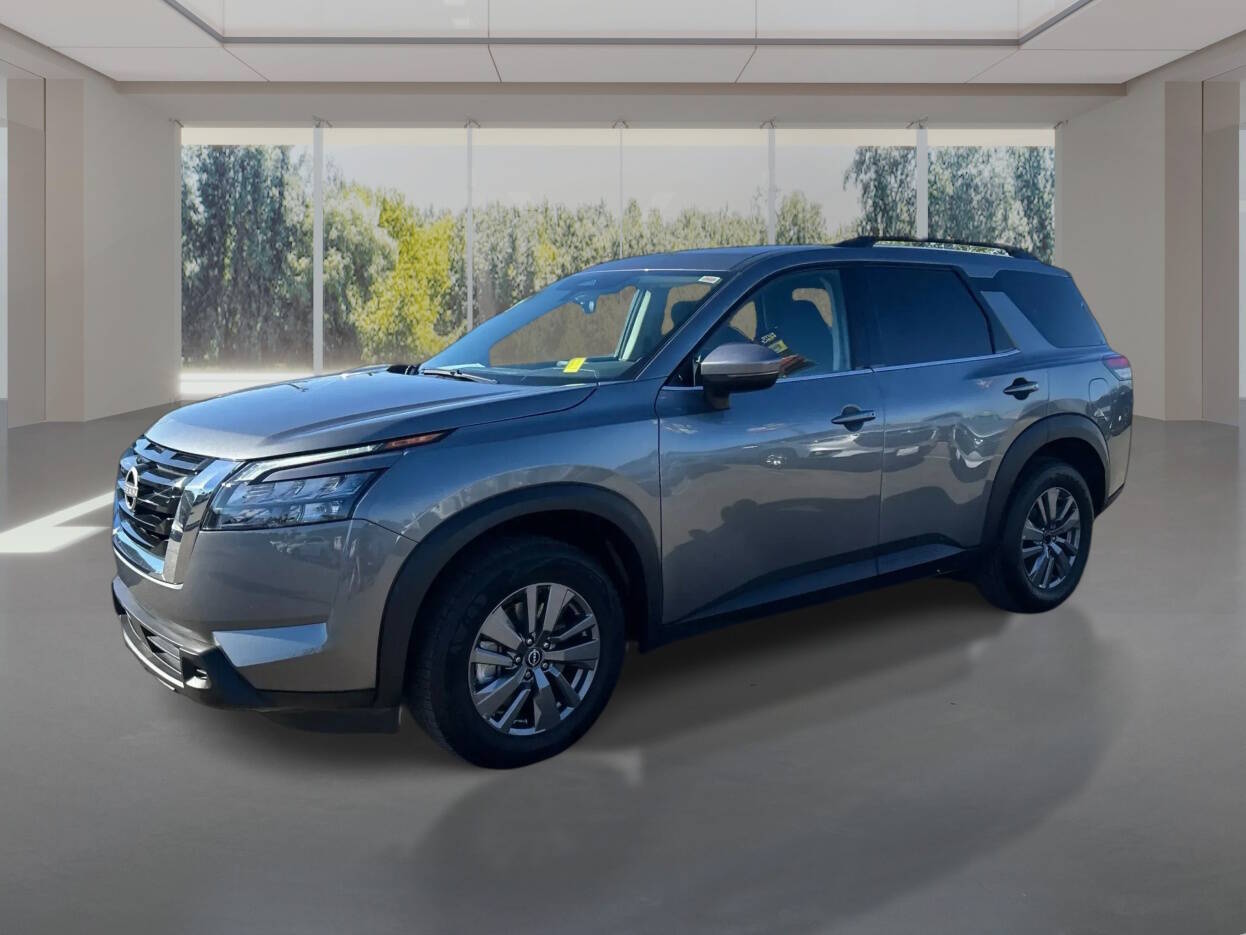Used 2024 Nissan Pathfinder SV 4dr SUV SUV