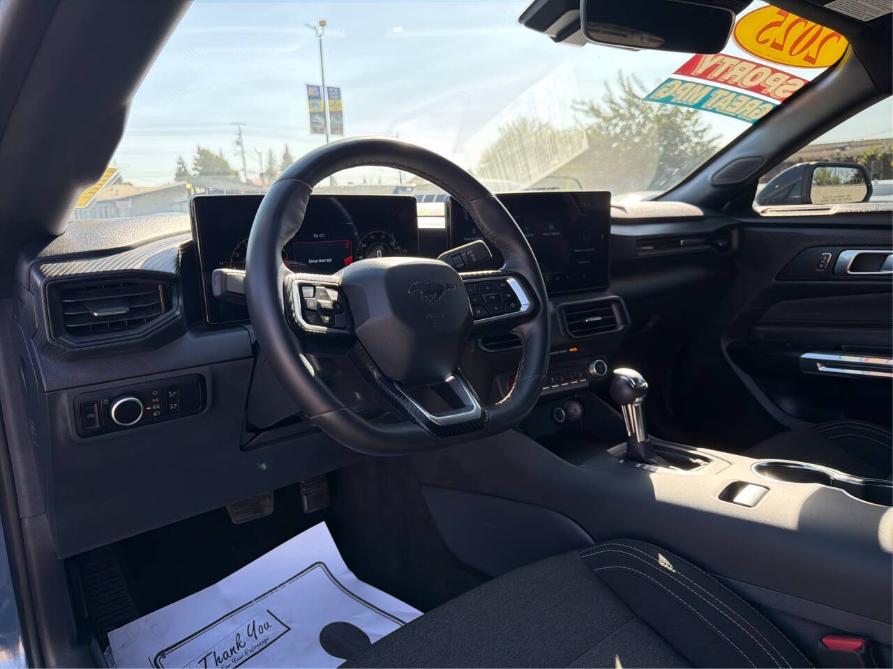 2025 Ford Mustang EcoBoost - Photo 9