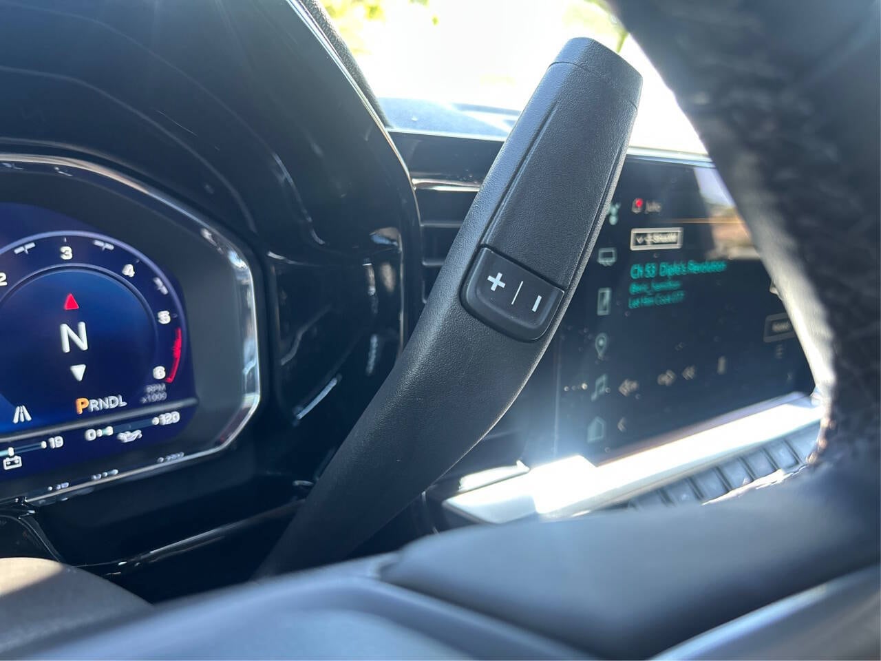 2023 Chevrolet Silverado 1500 LT - Photo 18