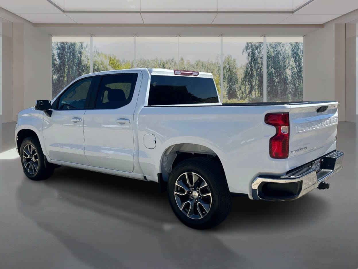 2023 Chevrolet Silverado 1500 LT - Photo 7